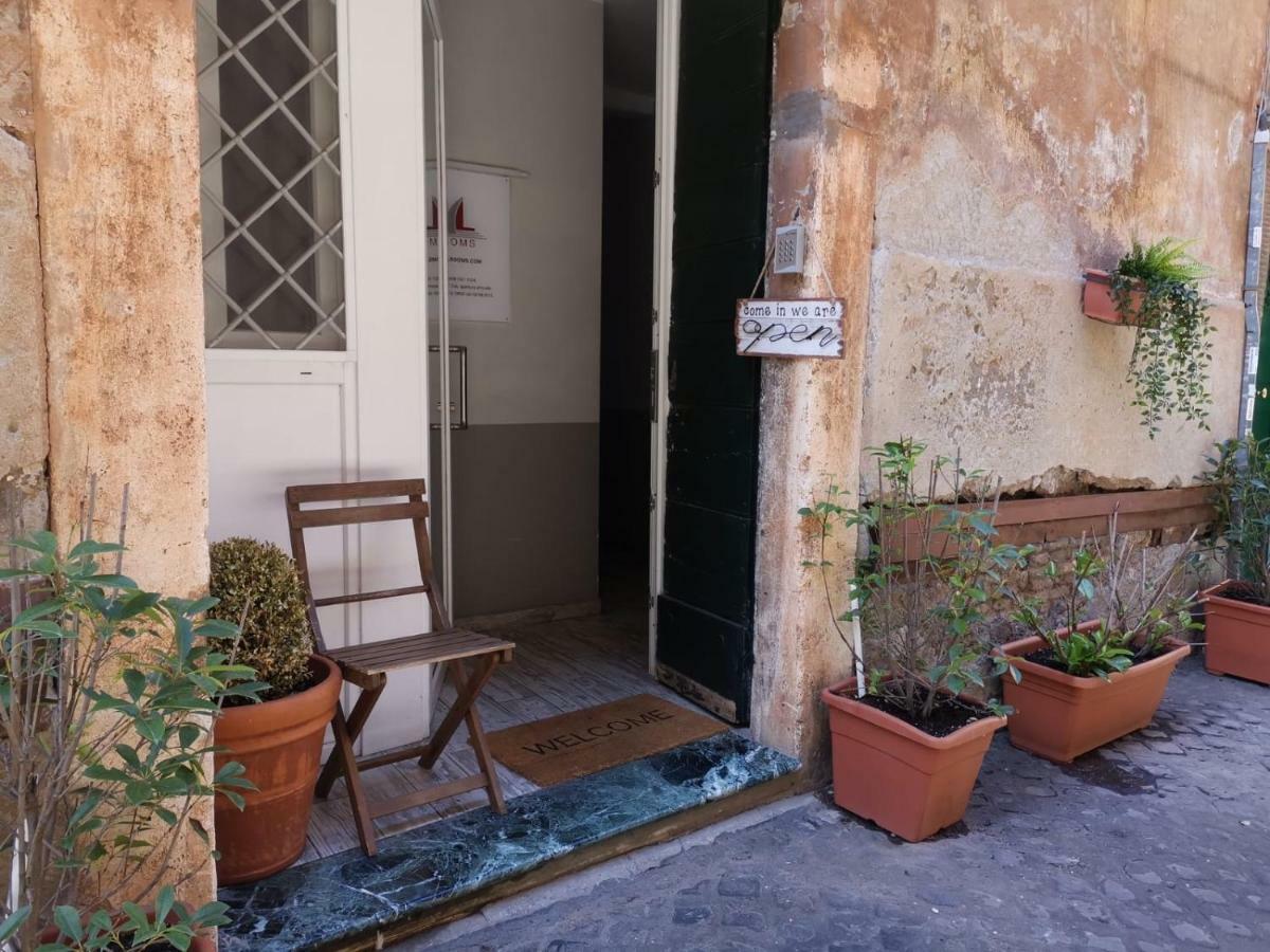 Nl Trastevere Рим Екстер'єр фото